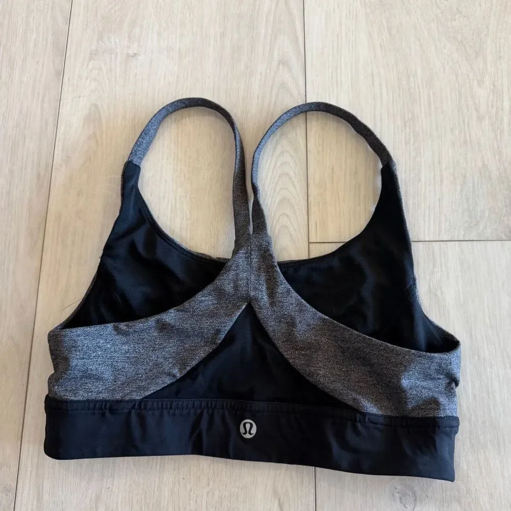 Lululemon women’s sports bra size 6